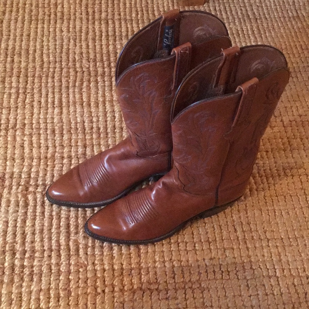 Classic Vintage Luchesse Tan Boots